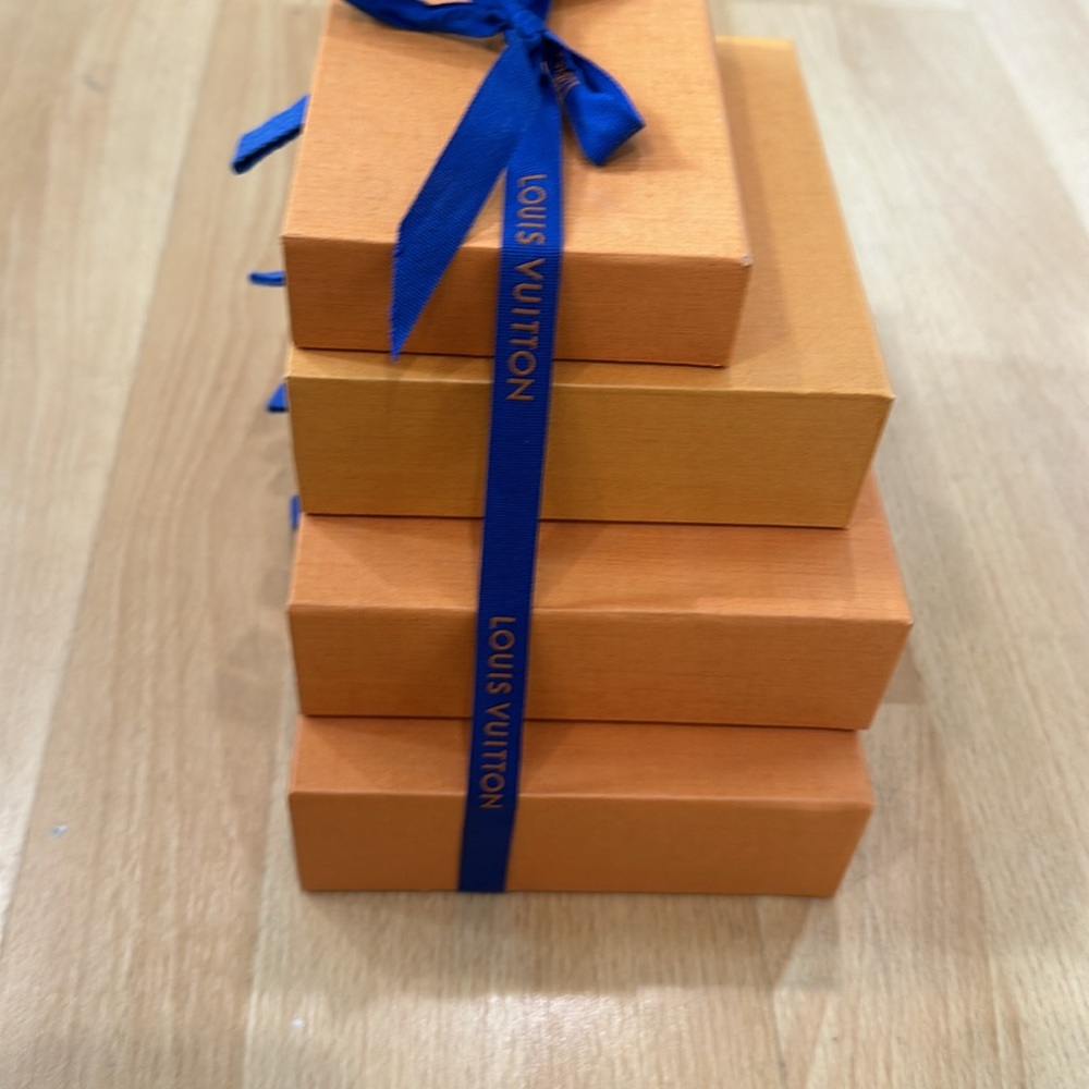 Louis Vuitton stacking boxes - Picture 14 of 16